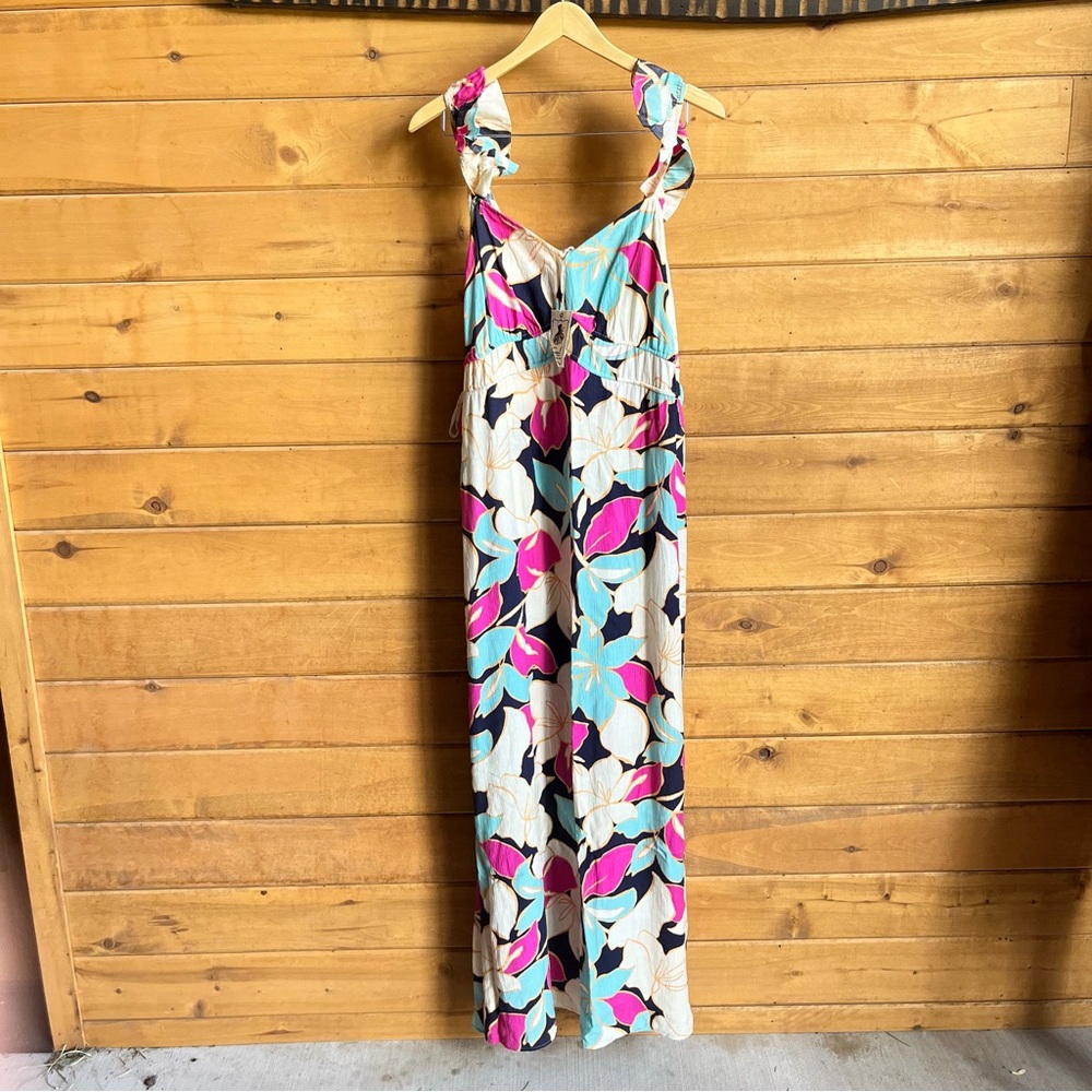 NWT Easel Los Angeles Floral Strap Maxi dress